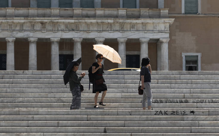 Καιρός: Ανοιχτές οκτώ κλιματιζόμενες αίθουσες στον δήμο της Αθήνας