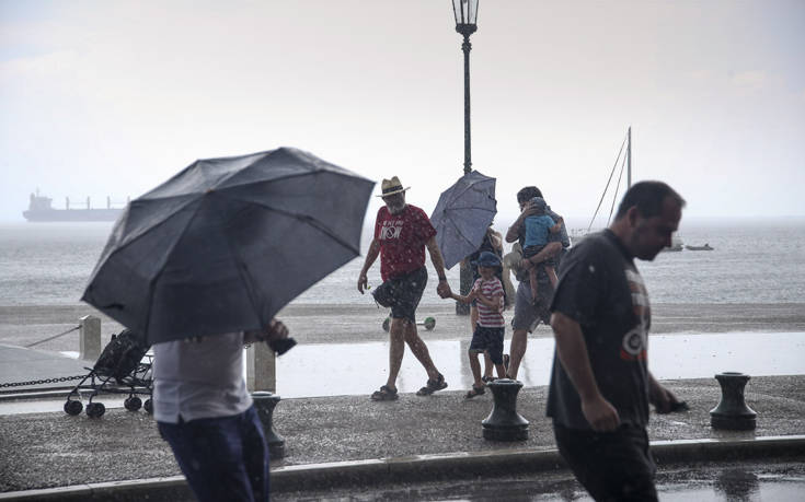 Καιρός: Σε ποιες περιοχές αναμένεται χαλάζι τις επόμενες ώρες