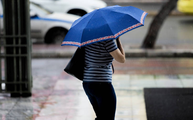 Καιρός: Άνεμοι έως επτά μποφόρ στο Αιγαίο και βροχές στα δυτικά