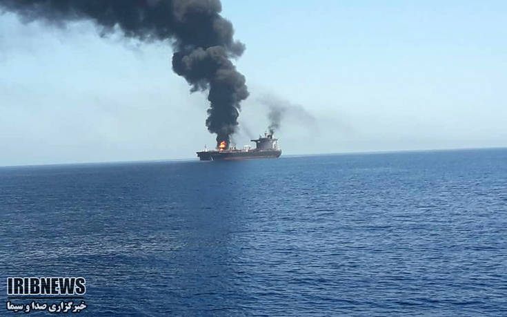 Κόλπος του Ομάν: Σε λιμάνι των Αραβικών Εμιράτων το τάνκερ που χτυπήθηκε