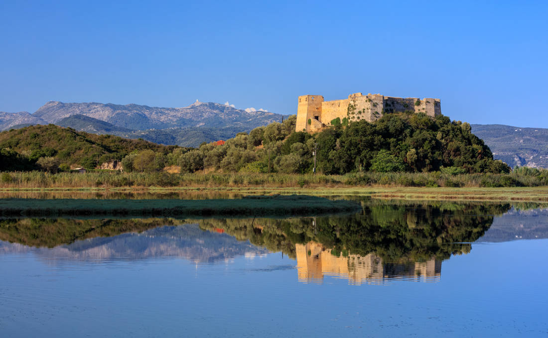 Το Κάστρο του Γρίβα στη Λευκάδα με την υπέροχη θέα