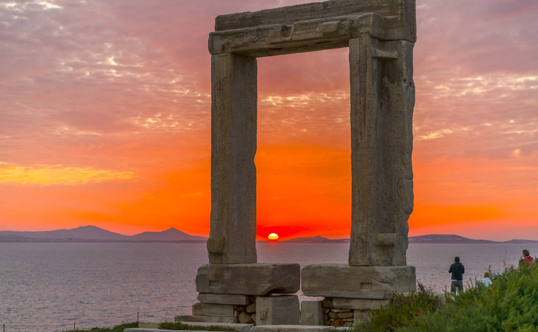 Το υπέροχο ηλιοβασίλεμα της Νάξου