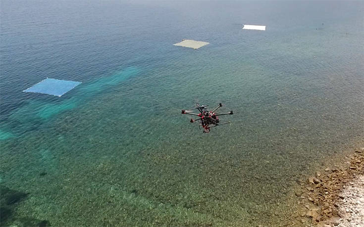 Drones και δορυφόροι επιστρατεύονται για τον εντοπισμό πλαστικών στη θάλασσα