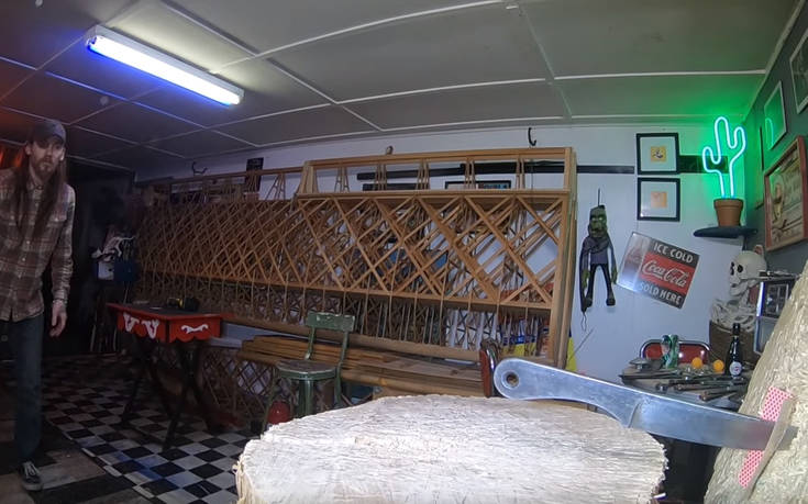 Είναι κρυφό ταλέντο στο χειρισμό μαχαιριού