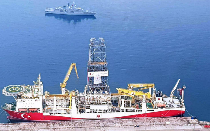 Πολεμικό πλοίο συνοδεύει το τουρκικό «Γιαβούζ» στην κυπριακή ΑΟΖ