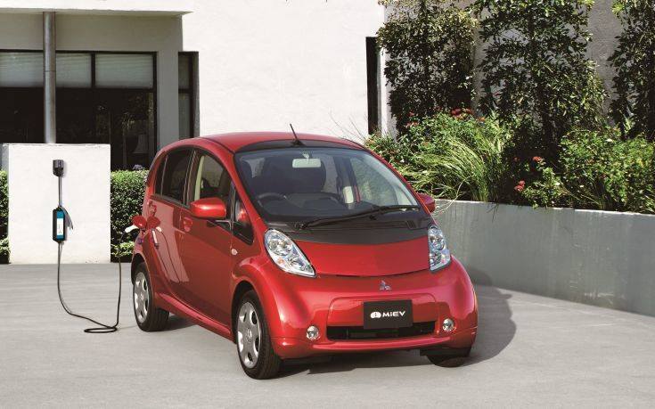 Η Mitsubishi γιορτάζει μία δεκαετία με i-MiEV