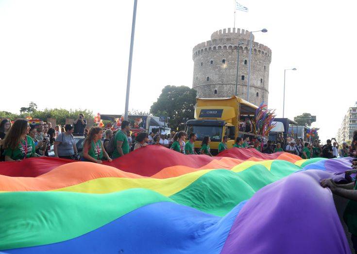 Μήνυση για πανό του Thessaloniki Pride κατέθεσε υποψήφιος βουλευτής της Ένωσης Κεντρώων