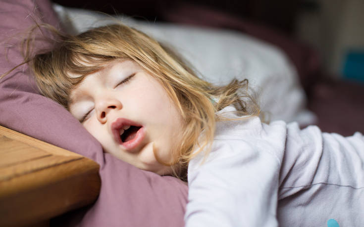 Πόσο βοηθάει ο μεσημεριανός ύπνος τα παιδιά