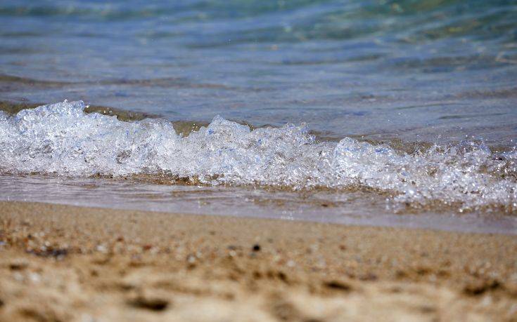 Σορός γυναίκας βρέθηκε στη θάλασσα στα Ίσθμια Κορίνθου