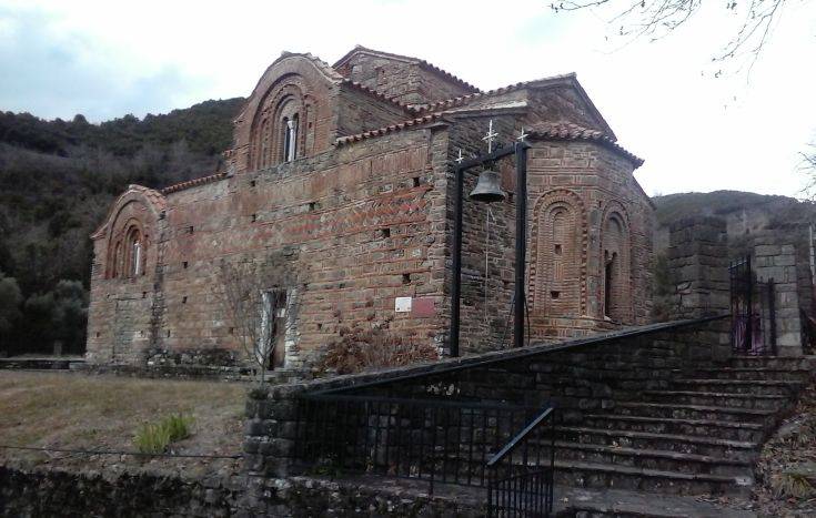 Η Κόκκινη Εκκλησία των Τζουμέρκων, σπουδαίο ιστορικό και θρησκευτικό μνημείο της Ηπείρου