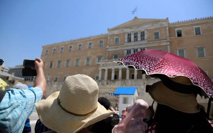 «Κλειστός» ο Λυκαβηττός λόγω των ισχυρών ανέμων και του καύσωνα