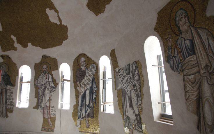Κλειστή σήμερα η Μονή Δαφνίου, ζημιές από τον ισχυρό σεισμό στην Αττική