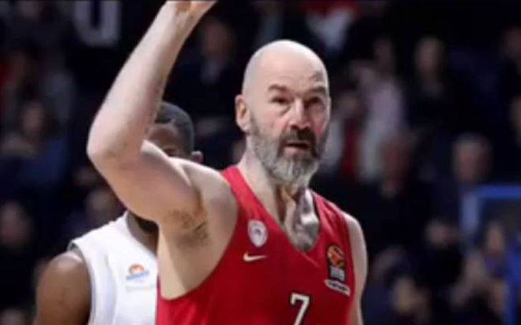 Βασίλης Σπανούλης: Τον τρολάρει η σύζυγός του επειδή θα… γεράσει στον Ολυμπιακό