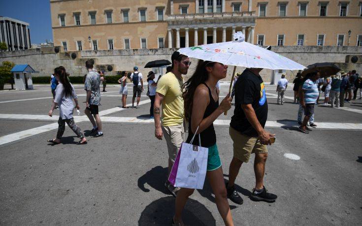 Καιρός: Η χειρότερη μέρα του καύσωνα με 43 βαθμούς και… χαλάζι
