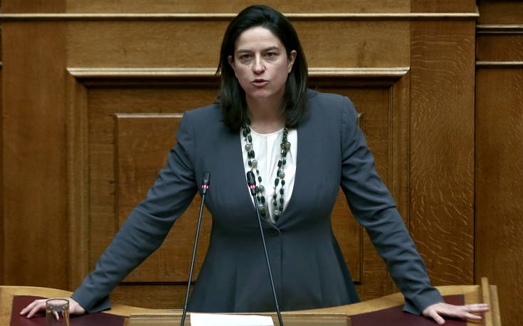 Κεραμέως: Στη ρύθμιση για το άσυλο φροντίζουμε έκνομες πράξεις να τιμωρούνται