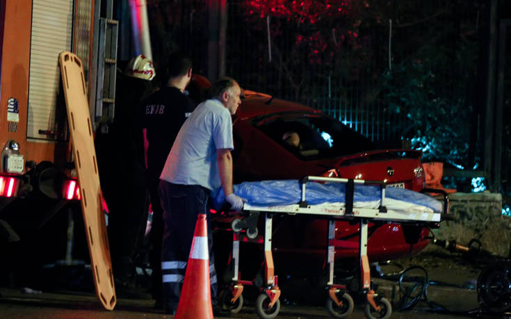 Ένας νεκρός και μια τραυματίας σε τροχαίο στη Χαλκιδική, εγκατέλειψε τα θύματα ο δράστης