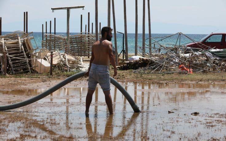 Φονική κακοκαιρία στη Χαλκιδική: 378.500 στρέμματα καταστράφηκαν από τη θεομηνία