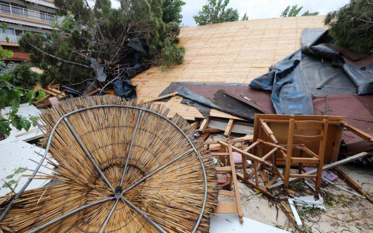 Φονική καταστροφή στη Χαλκιδική: Μετά τη θεομηνία έμεινε χωρίς ρεύμα το 80% του νομού