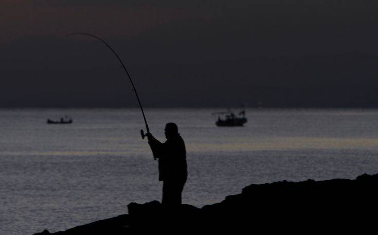 «Καψόνια» σε Ελληνοκύπριους ψαράδες από τον κατοχικό στρατό