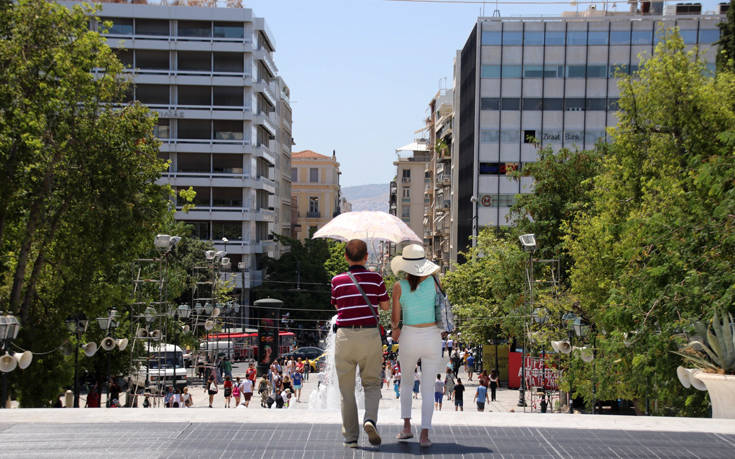 Οκτώ κλιματιζόμενες αίθουσες ανοίγει αύριο ο δήμος Αθηναίων