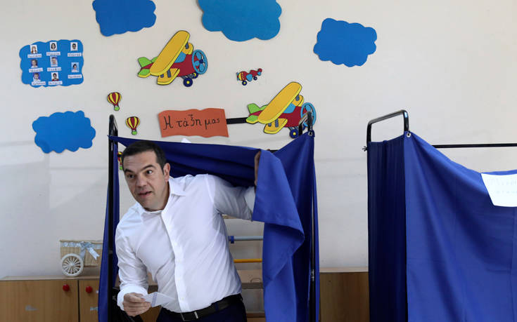New York Times: Οι Έλληνες είναι έτοιμοι να τιμωρήσουν έναν άνθρωπο, τον Αλέξη Τσίπρα