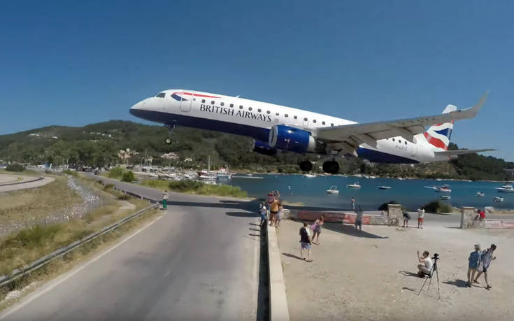 Βίντεο με απίθανη προσγείωση αεροπλάνου