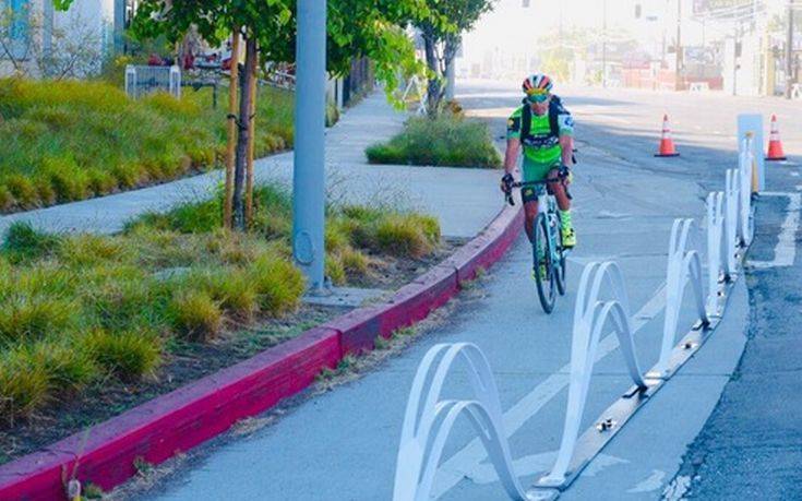 Τρισδιάστατη οδική σήμανση προστατεύει τους ποδηλάτες
