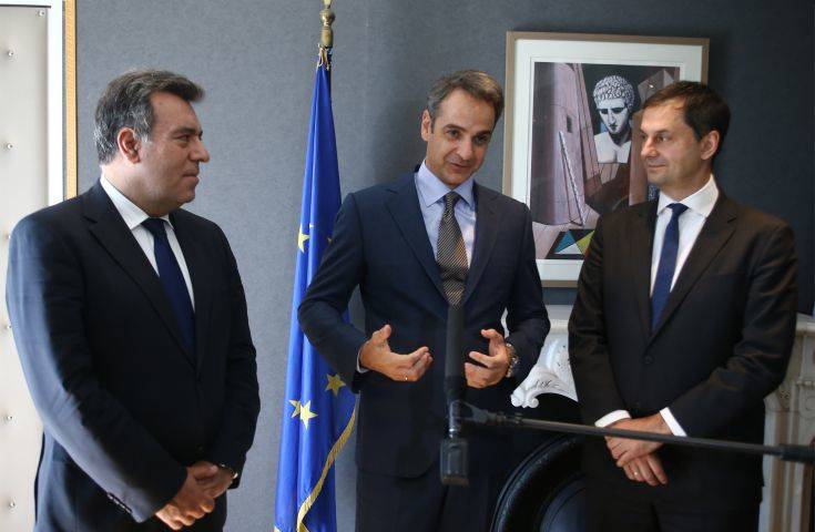 Με Θεοχάρη και Κόνσολα συναντήθηκε ο Κυριάκος Μητσοτάκης
