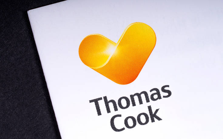 Η Thomas Cook γυρνάει την πλάτη στα πλαστικά