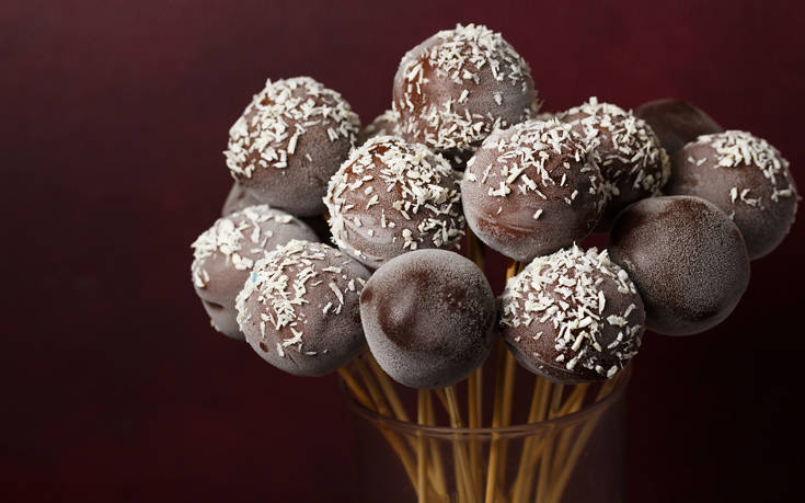 Σοκολατένια cake pops