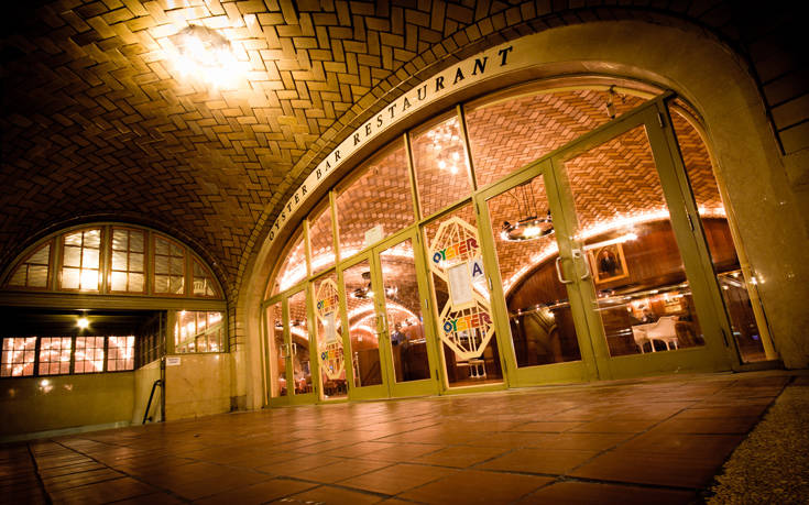 Το εστιατόριο που λειτουργεί σε σταθμό του μετρό στη Νέα Υόρκη από το 1913