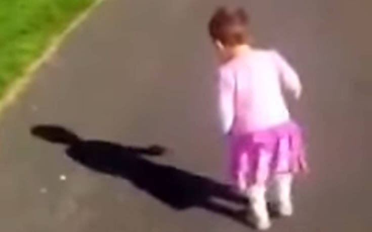 Αυτό θα πει «φοβάται και τη σκιά του»