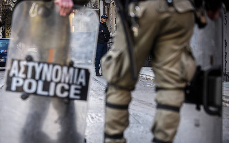 Ερώτηση 24 βουλευτών του ΣΥΡΙΖΑ: Γίνονται νόμιμα οι παρακολουθήσεις πολιτών;