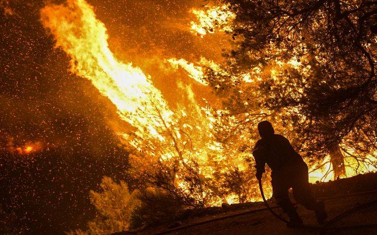 Βίντεο – ντοκουμέντο από τα πρώτα λεπτά της πυρκαγιάς στην Εύβοια