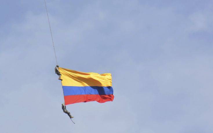Σκοτώθηκαν υπαξιωματικοί σε αεροπορική επίδειξη στην Κολομβία