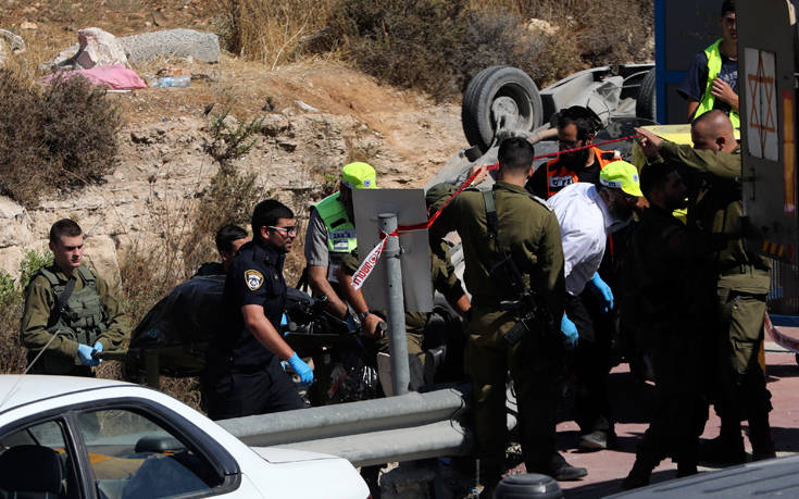 Παλαιστίνιος οδηγός έπεσε νεκρός από ισραηλινά πυρά, αφού έριξε το αυτοκίνητό του σε πολίτες