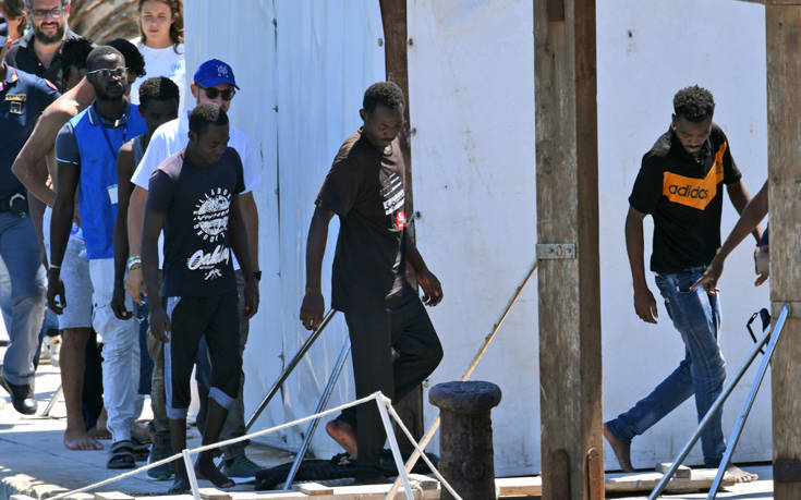 Η Ιταλία αρνήθηκε εκ νέου να επιτρέψει τον ελλιμενισμό του πλοίου Alan Kurdi