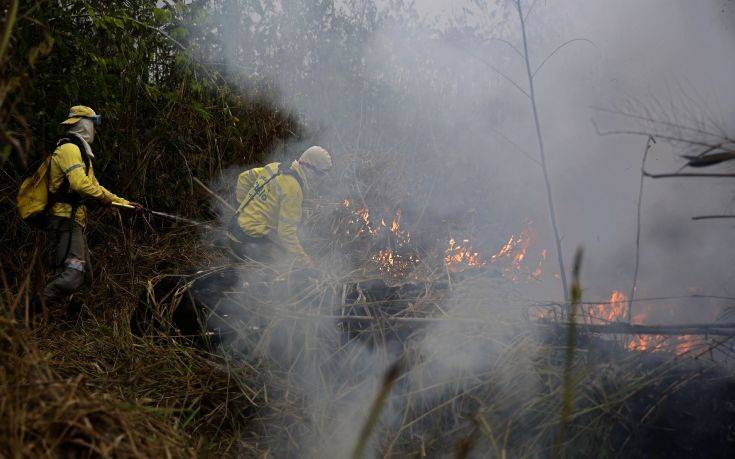 Επίθεση στην εθνική κυριαρχία της Βραζιλίας βλέπει με αφορμή τις φωτιές στον Αμαζόνιο ο Μπολσονάρου