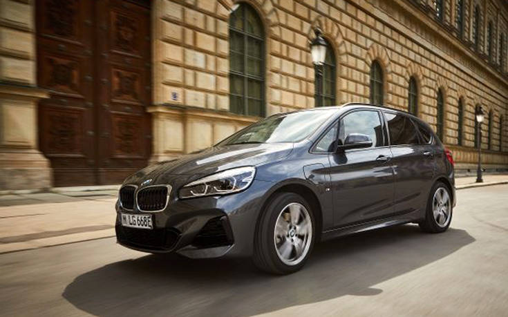 Νέα BMW 225xe Active Tourer