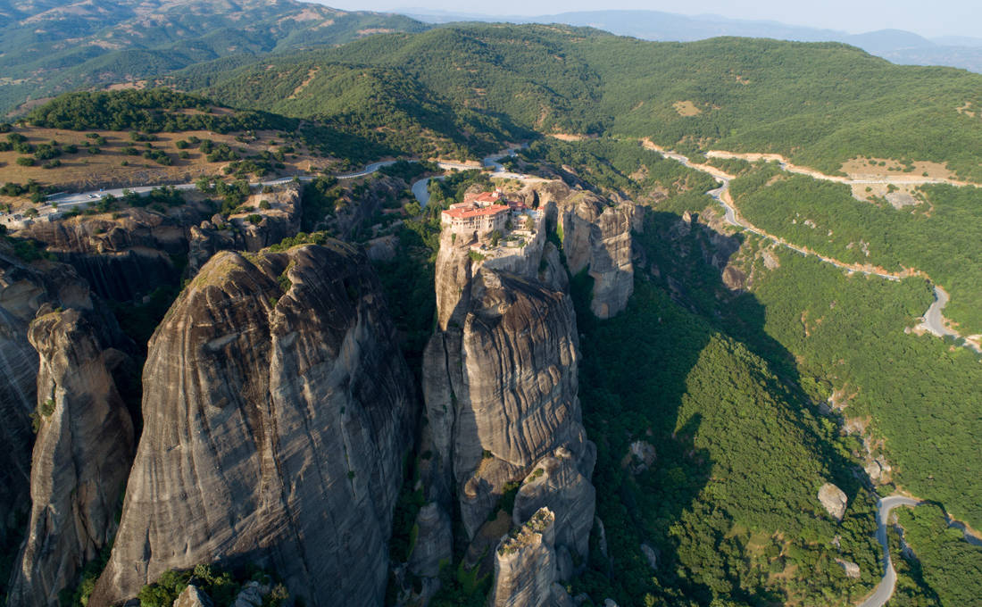 Εικόνες που εντυπωσιάζουν από τα Μετέωρα