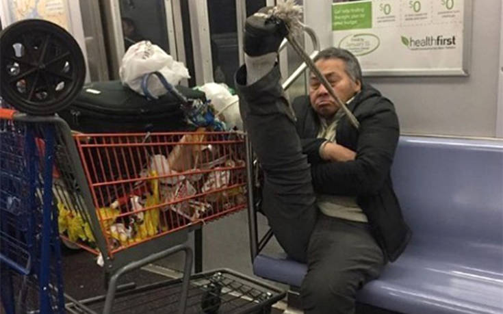 Ασυνήθιστοι επιβάτες του μετρό