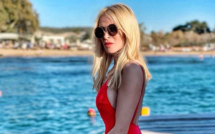 Η Κατερίνα Καινούργιου χωρίς ίχνος μακιγιάζ και φίλτρα