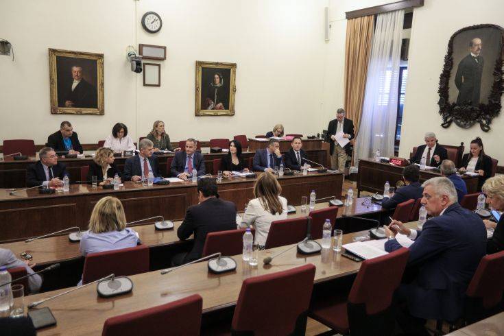 Θετική κατά πλειοψηφία η Επιτροπή Θεσμών για τη νέα διοίκηση της ΕΡΤ