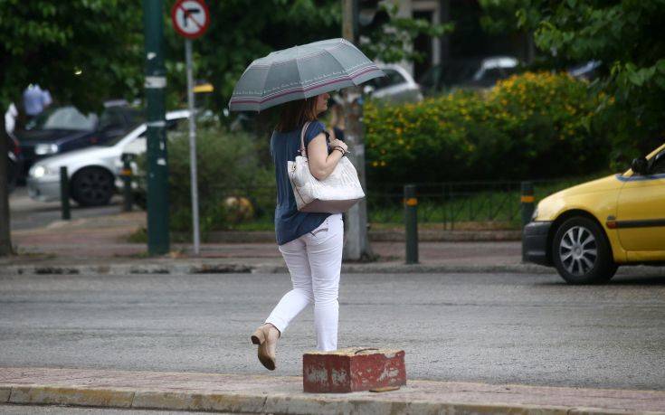 Καιρός: Βροχές, καταιγίδες και… 29άρια