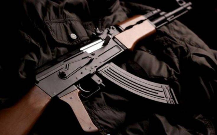 «Το AK-47 μου είναι έτοιμο να σε υποδεχτεί»