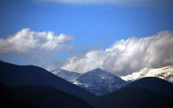 Καιρός: Έρχονται τα πρώτα χιόνια στα ορεινά της βόρειας Ελλάδας