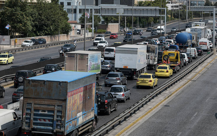 Κίνηση τώρα: Με δυσκολία η κυκλοφορία σε Κηφισό και Κηφισίας