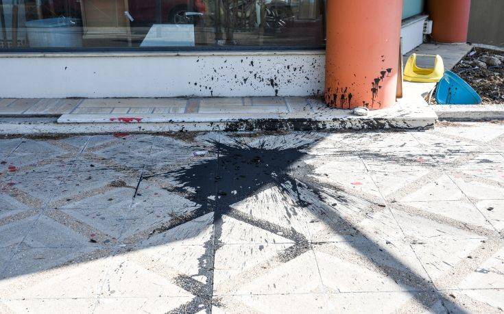 Επίθεση με μπογιές στα γραφεία της ΝΔ στο Νέο Ηράκλειο