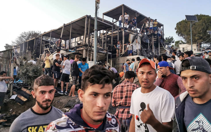 Οικονομου για Μόρια: Δεν υπάρχουν ενδείξεις εμπρησμού