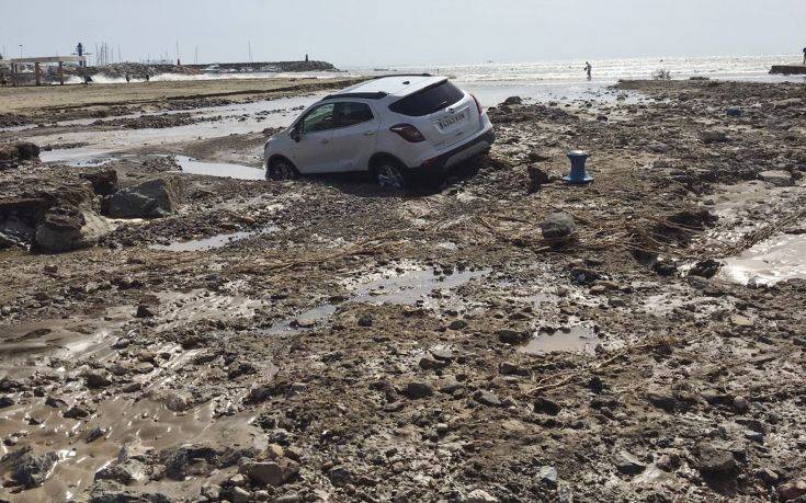 Στους πέντε έφτασαν οι νεκροί από τις πλημμύρες στη νοτιοανατολική Ισπανία